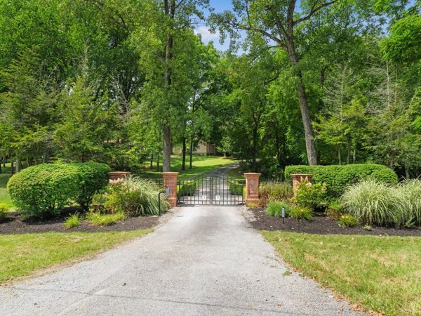 5455 Plantation Road, Sunbury, OH 43074