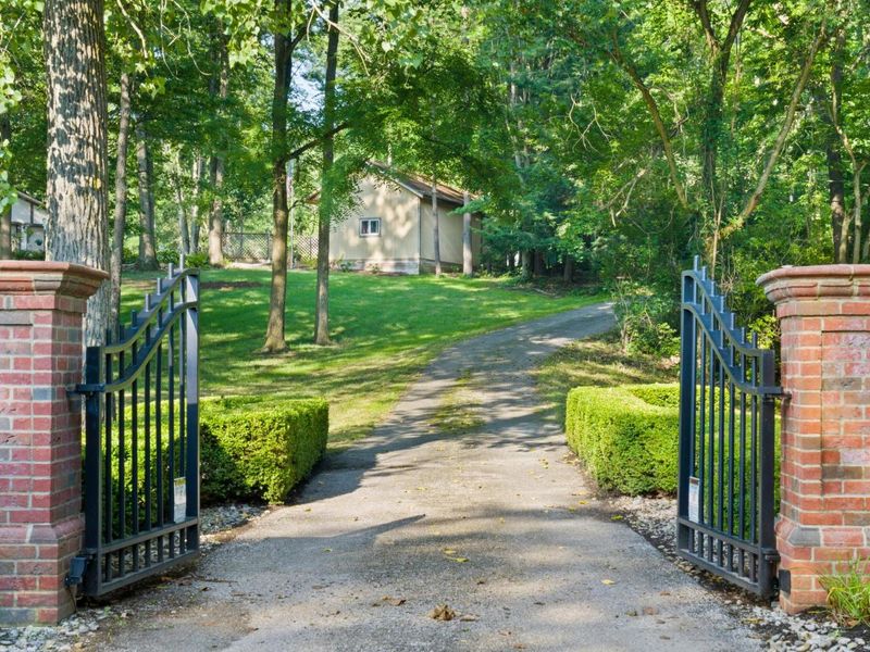 5455 Plantation Road, Sunbury, OH 43074 Photo 4