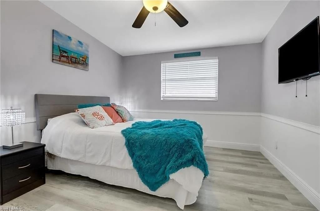 2047 Harbor Ln, Naples, FL 34104 Photo