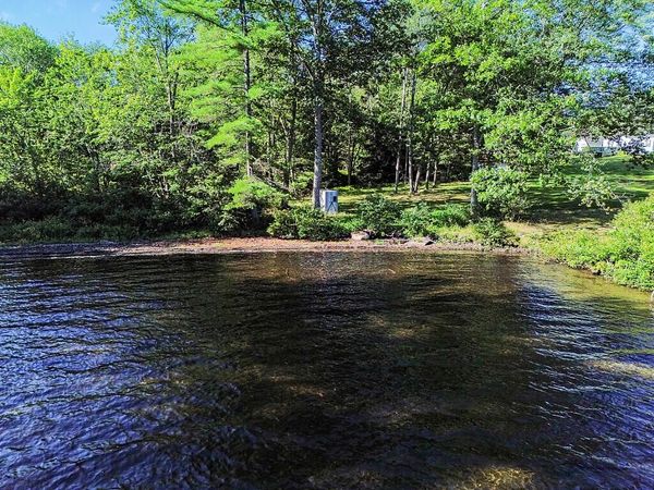 41 Milkweed Lane, Sidney, ME 04330
