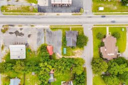 295 N Church Street photo 4