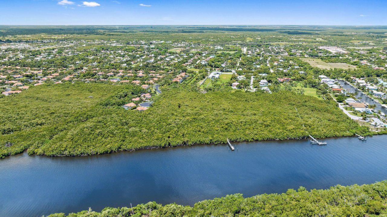 9721 SE Gomez Avenue, Hobe Sound, FL 33455 Photo