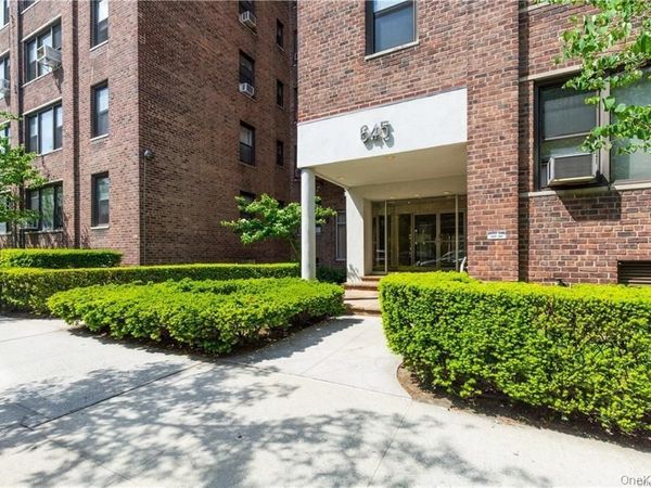 645 W 239th Street, Unit 4D, Bronx, NY 10463
