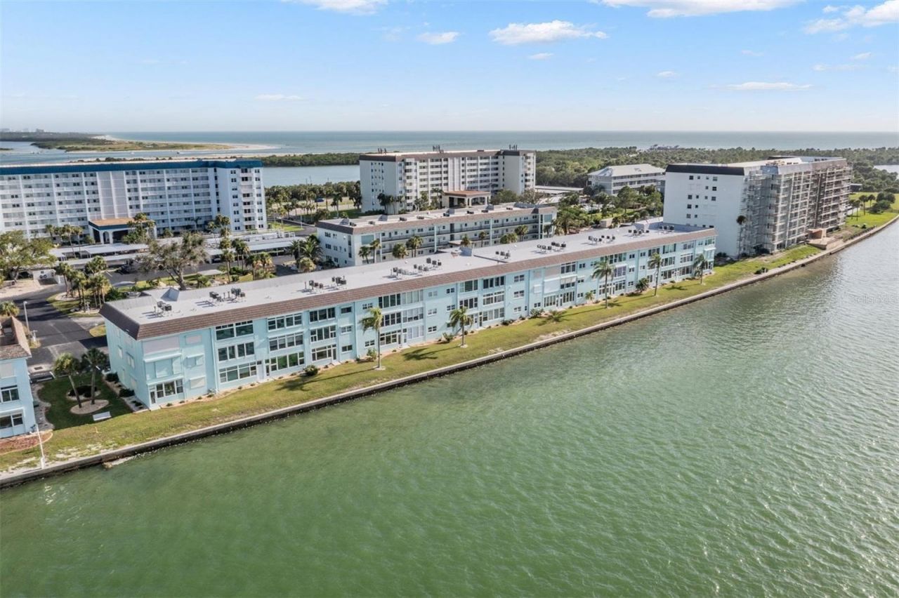 7 Dunoon Place, Unit 304, Dunedin, FL 34698 Photo