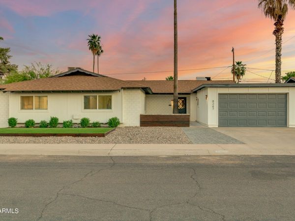 8247 E Devonshire Avenue, Scottsdale, AZ 85251