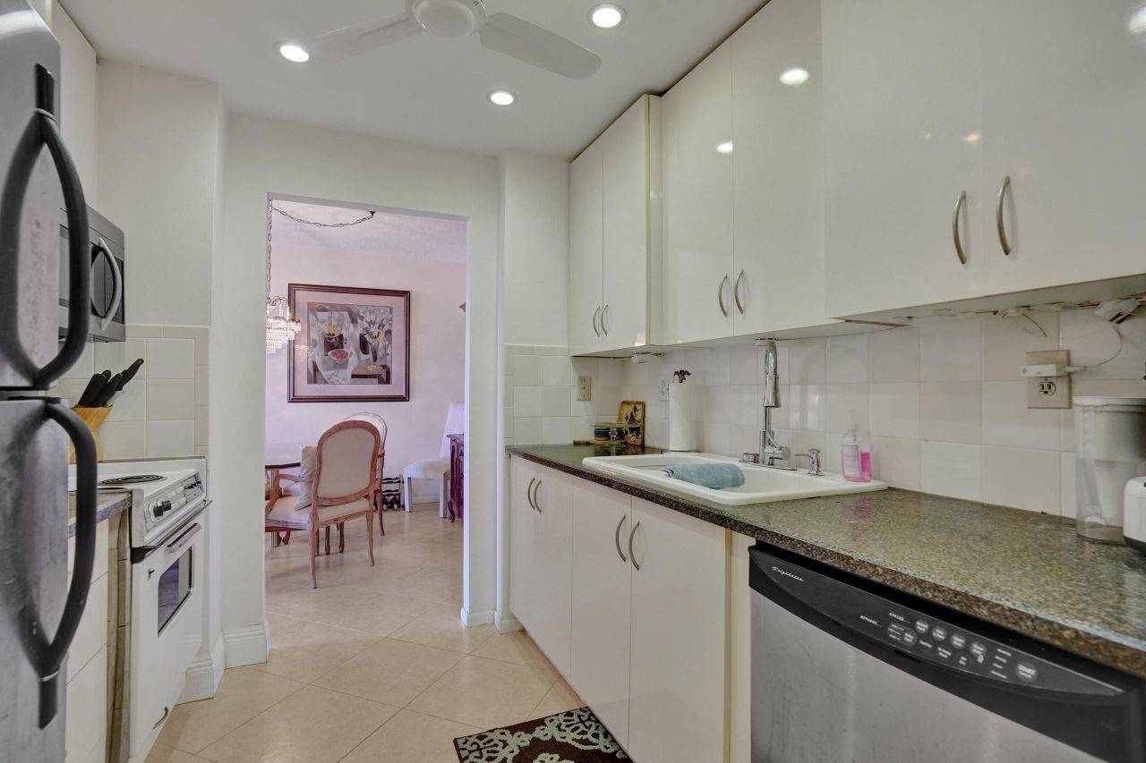 250 NE 20th Street, Unit 5060, Boca Raton, FL 33431 Photo