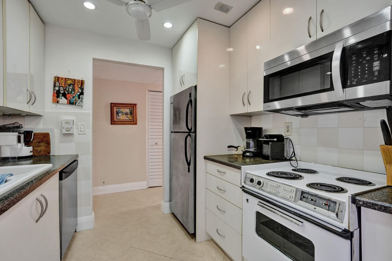 250 NE 20th Street, Unit 5060, Boca Raton, FL 33431 Photo