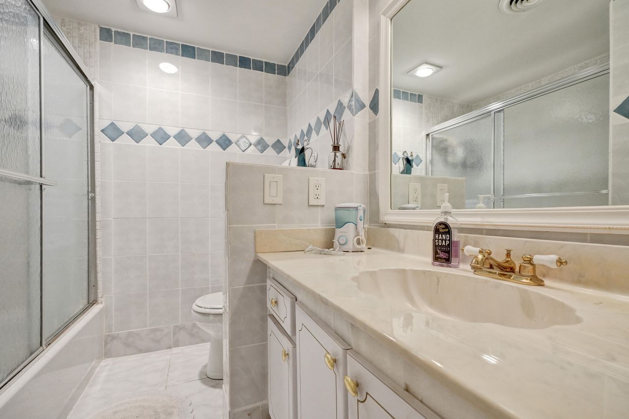 250 NE 20th Street, Unit 5060, Boca Raton, FL 33431 Photo