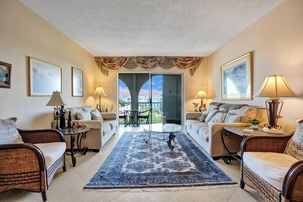 250 NE 20th Street, Unit 5060, Boca Raton, FL 33431 Photo