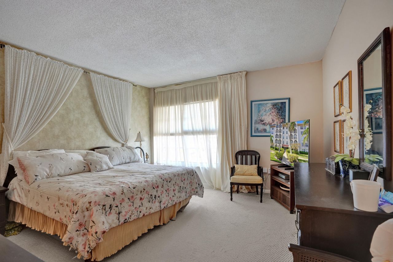 250 NE 20th Street, Unit 5060, Boca Raton, FL 33431 Photo