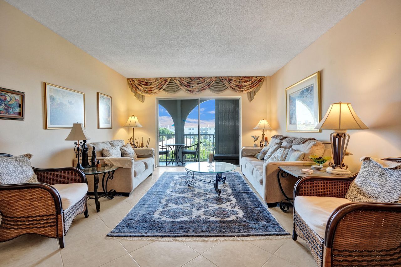 250 NE 20th Street, Unit 5060, Boca Raton, FL 33431 Photo