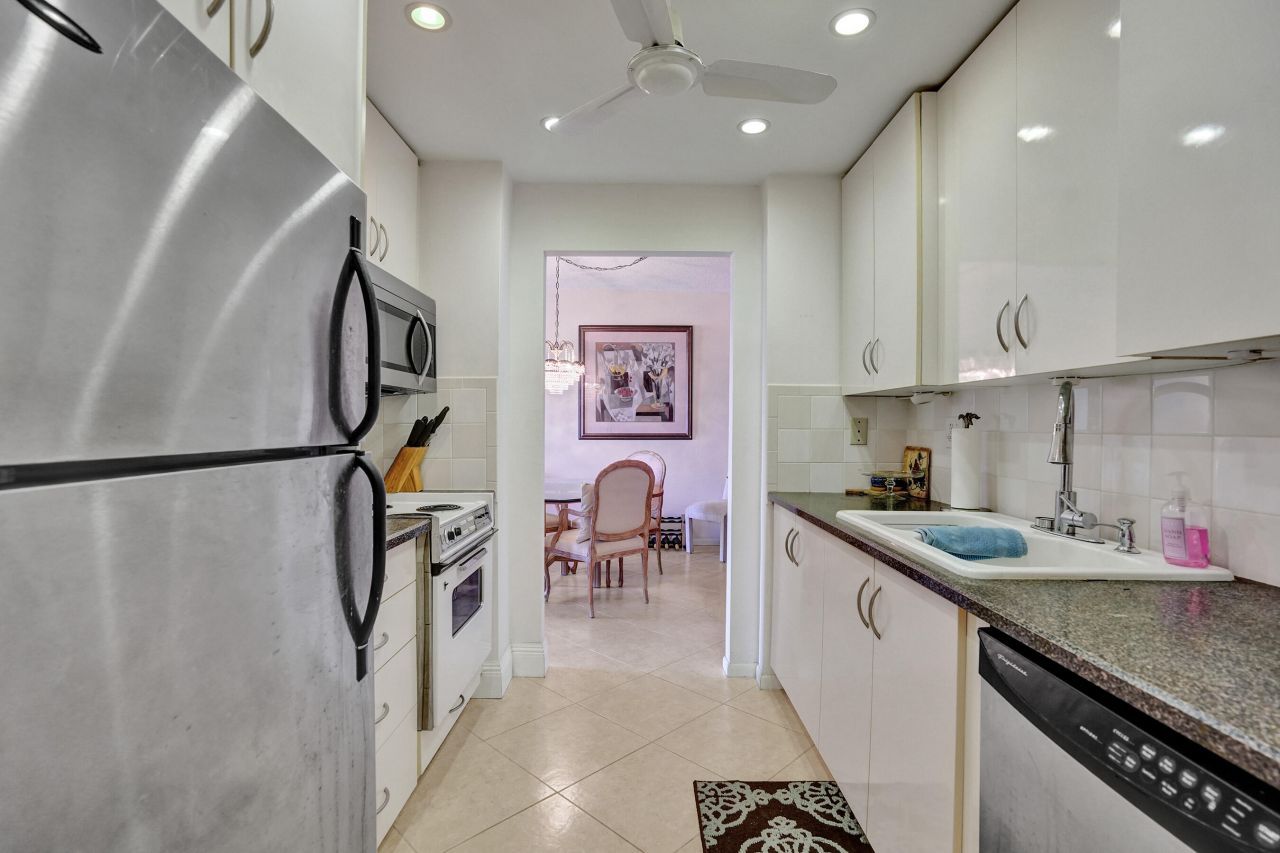 250 NE 20th Street, Unit 5060, Boca Raton, FL 33431 Photo