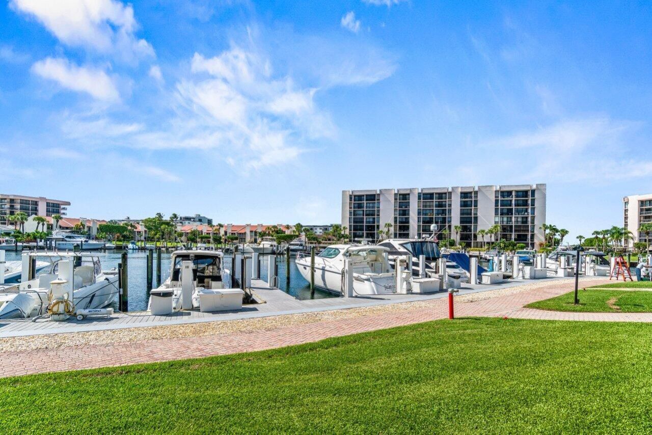 2707 N Ocean Boulevard, Unit 301-D, Boca Raton, FL 33431 Photo