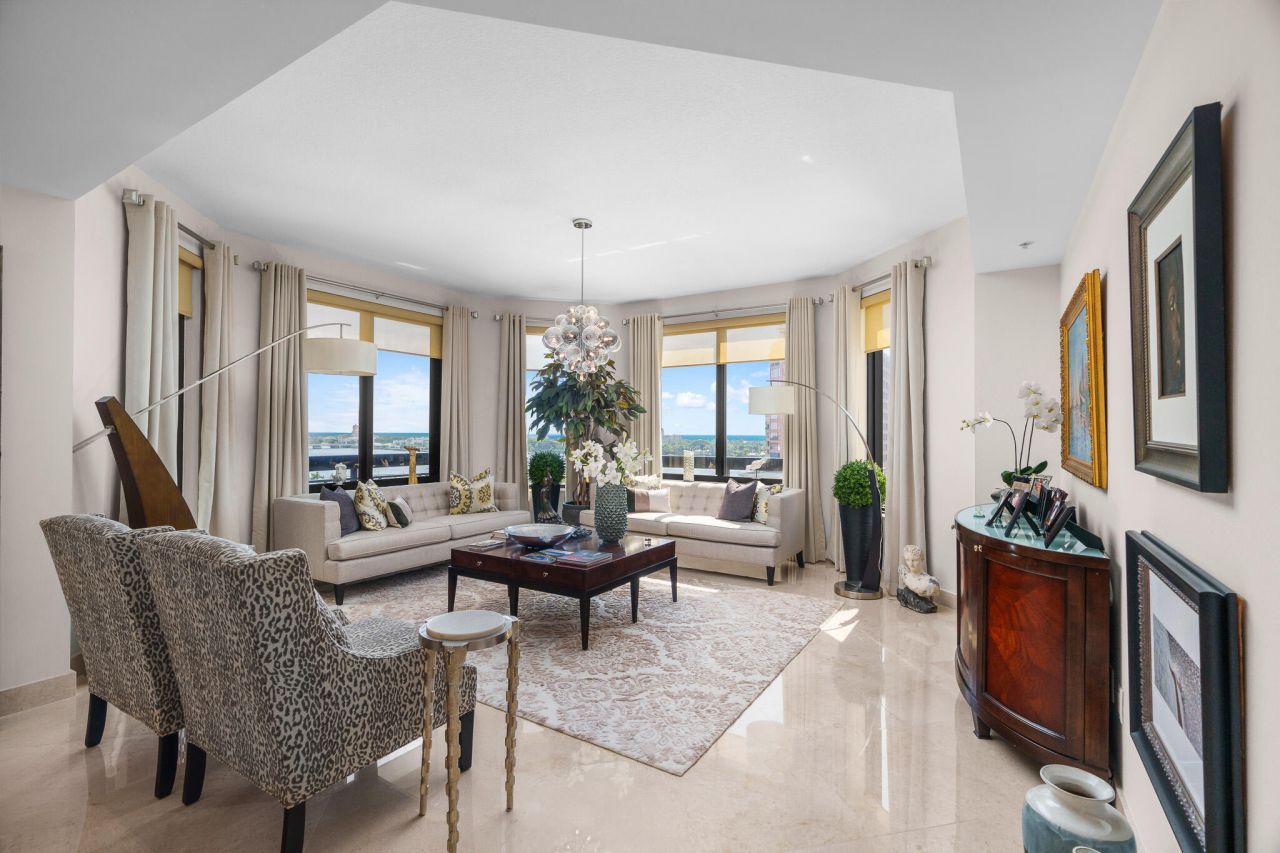 801 S Olive 1011 Avenue, Unit 1011, West Palm Beach, FL 33401 Photo