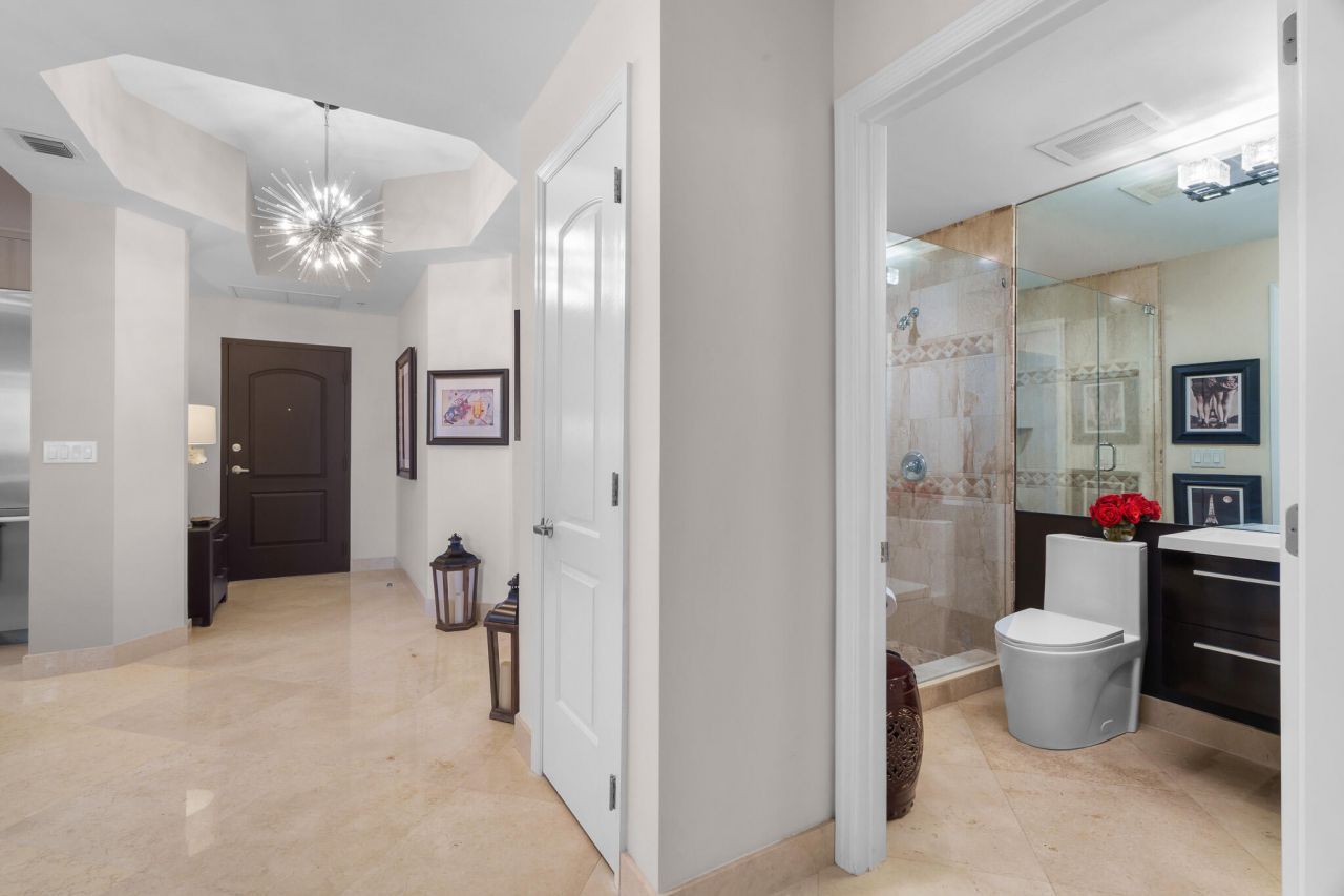 801 S Olive 1011 Avenue, Unit 1011, West Palm Beach, FL 33401 Photo