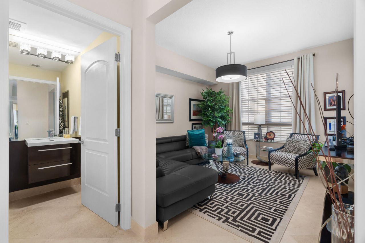 801 S Olive 1011 Avenue, Unit 1011, West Palm Beach, FL 33401 Photo