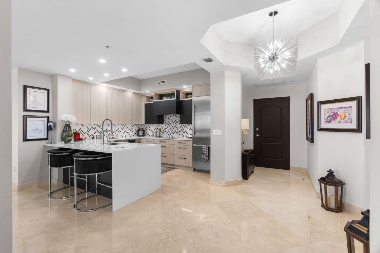 801 S Olive 1011 Avenue, Unit 1011, West Palm Beach, FL 33401 Photo