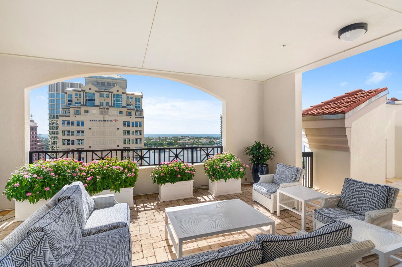 801 S Olive 1011 Avenue, Unit 1011, West Palm Beach, FL 33401 Photo