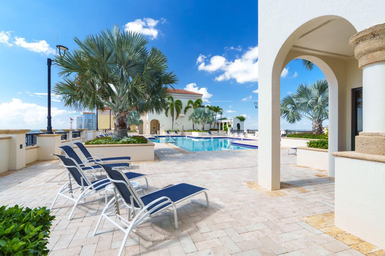 801 S Olive 1011 Avenue, Unit 1011, West Palm Beach, FL 33401 Photo