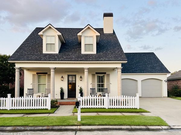 5935 Camellia Place, Lake Charles, LA 70605