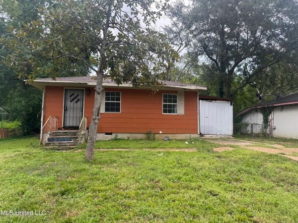 2524 Coronet Place, Jackson, MS 39204