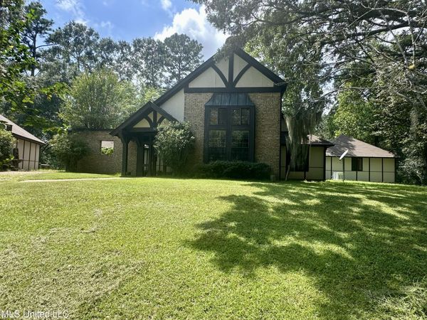 56 Dunbar Road, Natchez, MS 39120