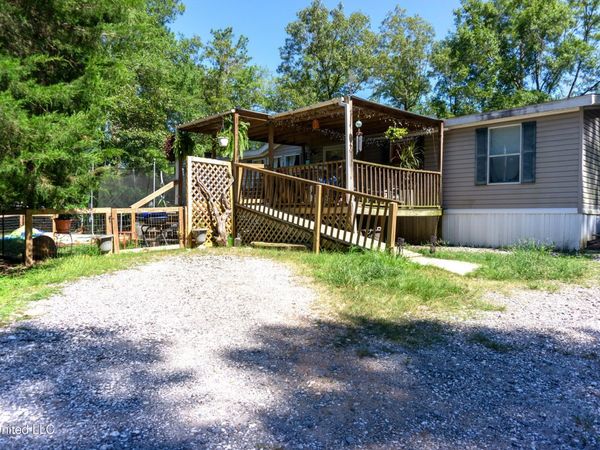 17220 Old Kelly Road, Vancleave, MS 39565