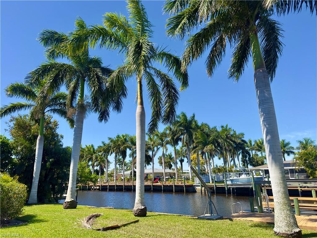 2215 Channel Way, North Fort Myers, FL 33917 Photo