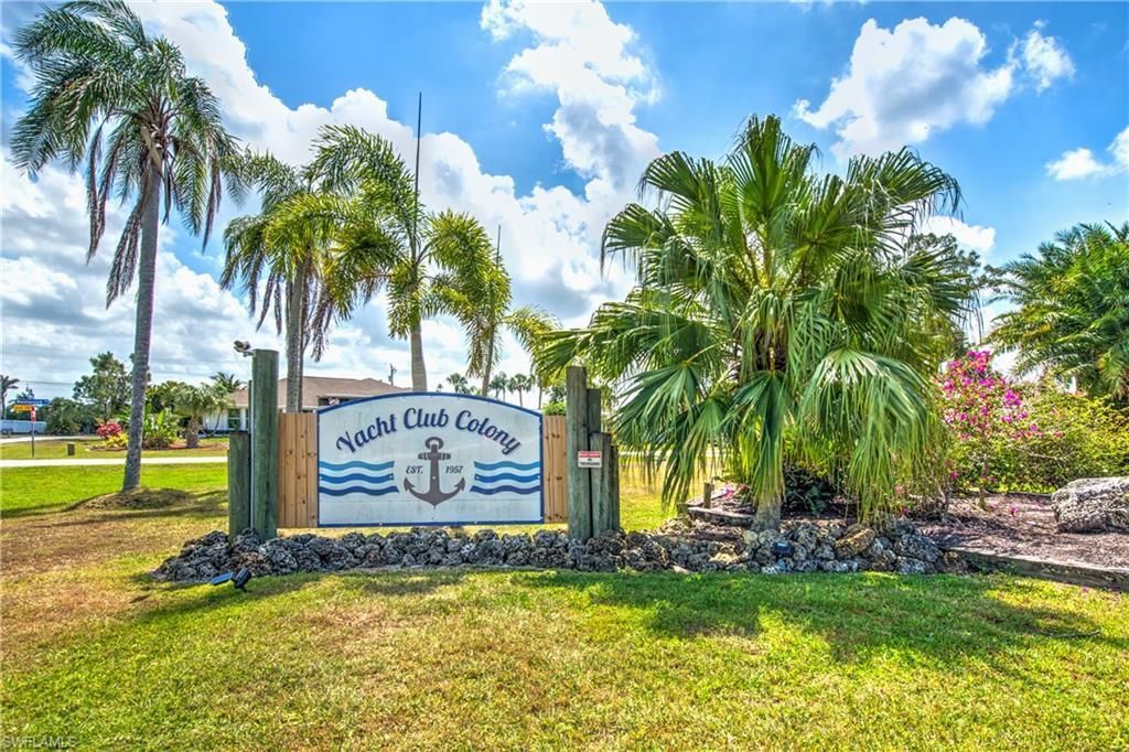 2215 Channel Way, North Fort Myers, FL 33917 Photo