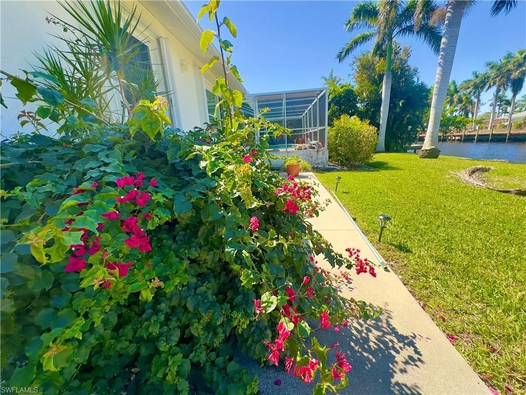 2215 Channel Way, North Fort Myers, FL 33917 Photo