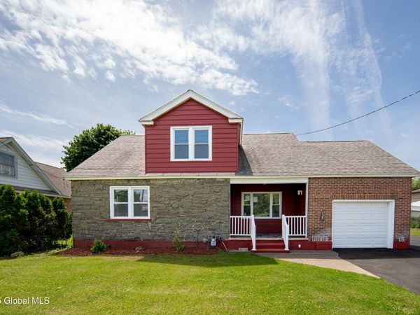 135 Freemans Bridge Road, Glenville, NY 12302