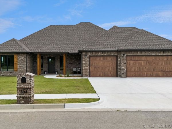 304 Barley Hill Road, Bartlesville, OK 74006