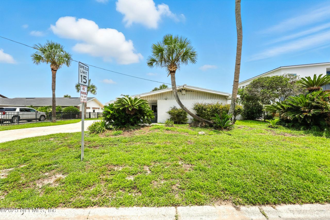 851 Beach Avenue, Atlantic Beach, FL 32233 Photo