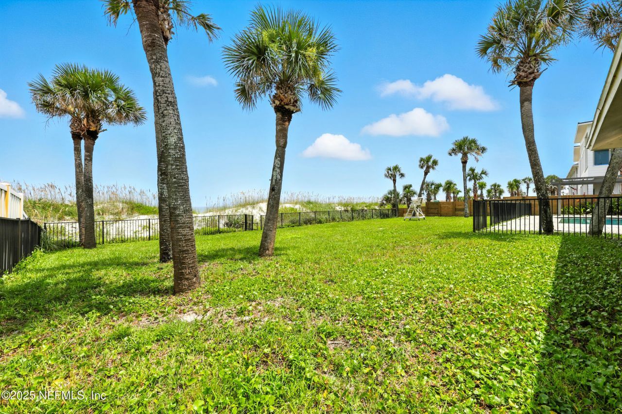 851 Beach Avenue, Atlantic Beach, FL 32233 Photo