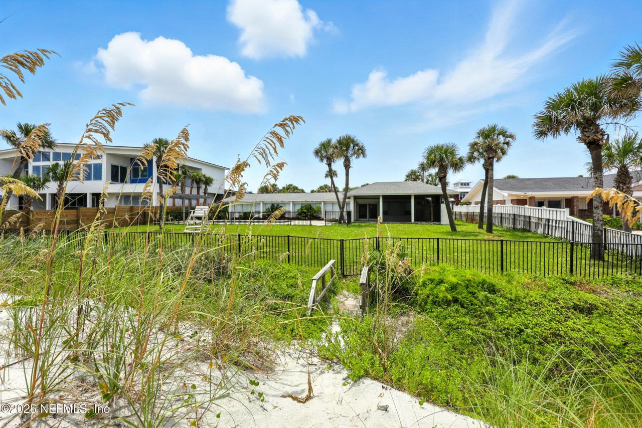 851 Beach Avenue, Atlantic Beach, FL 32233 Photo