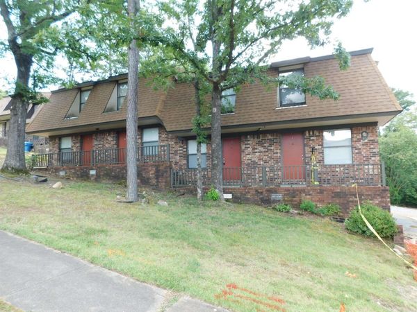 9 Meredith Court, Little Rock, AR 72205