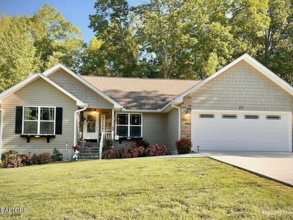 311 Lakeview Drive, Crossville, TN 38558