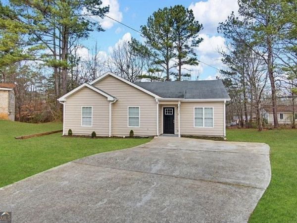 9102 Morris Drive SW, Covington, GA 30014
