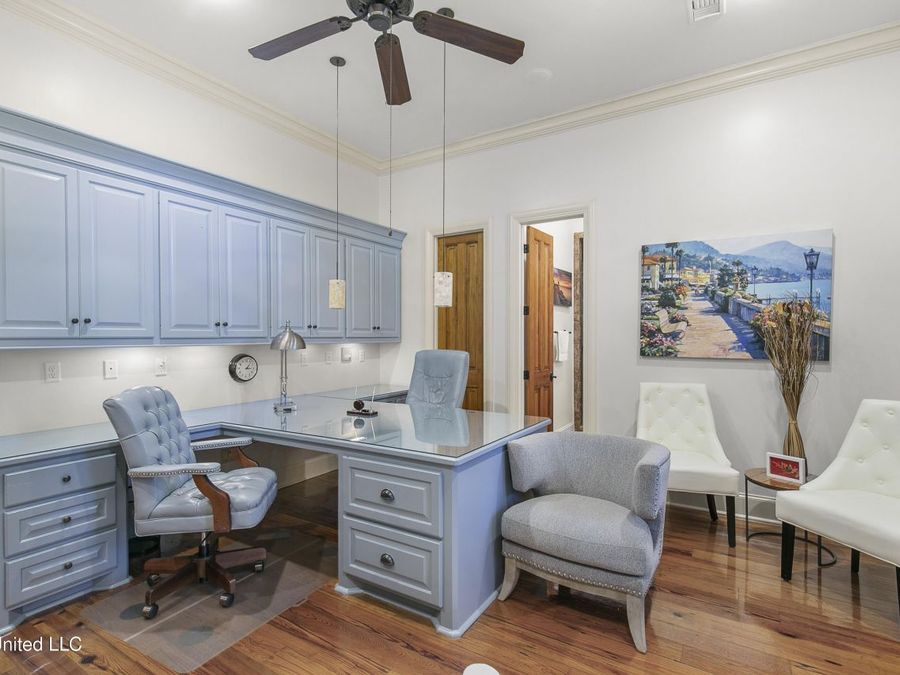 Property Image 32