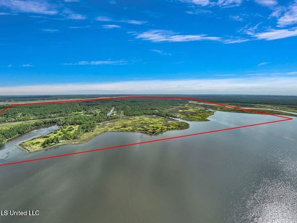 Discovery Bay, Pass Christian, MS 39571