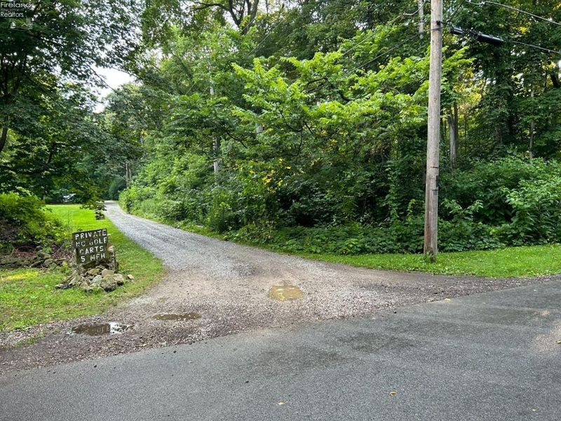 1 Elliot, Put in Bay, OH 43456 Photo 12