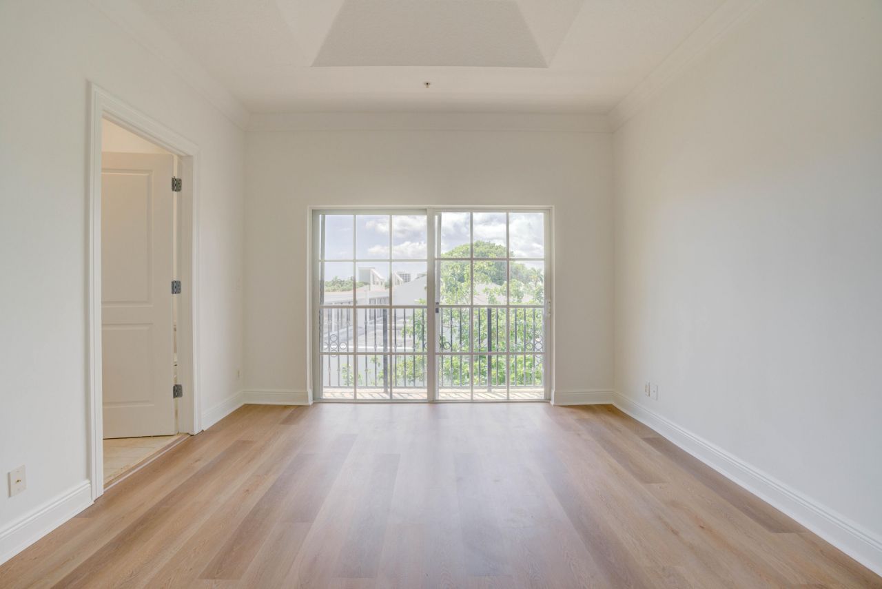 1950 Presidential Way, Unit 10, West Palm Beach, FL 33401 Photo