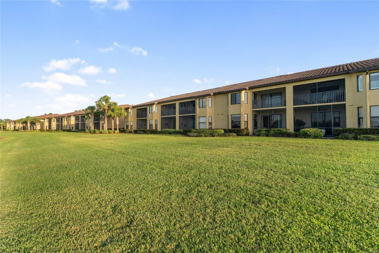 7235 River Hammock Drive, Unit 103, Bradenton, FL 34212 Photo