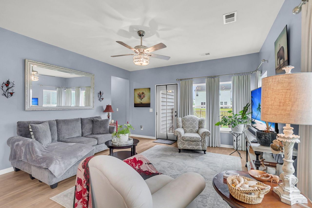 160 Greenbelt Court Photo 13