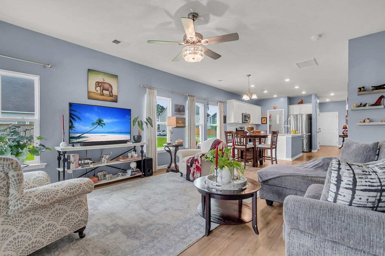 160 Greenbelt Court Photo 15