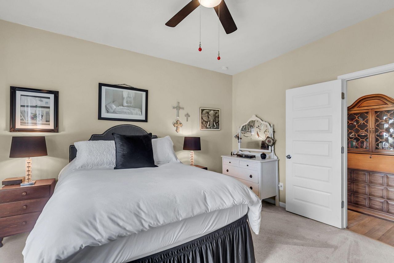 160 Greenbelt Court Photo 22