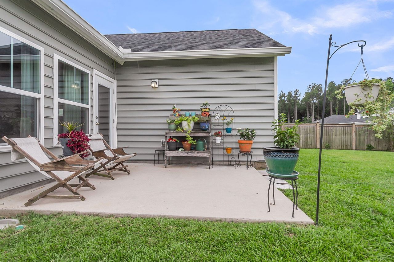 160 Greenbelt Court Photo 34