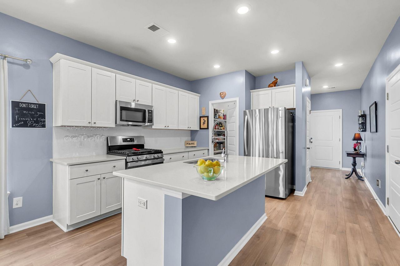 160 Greenbelt Court Photo 6