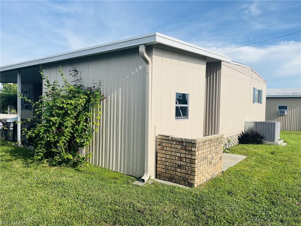 3153 Orchard Dr, North Fort Myers, FL 33917 Photo