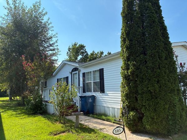 105 Indian Creek Drive, Paris, TN 38242